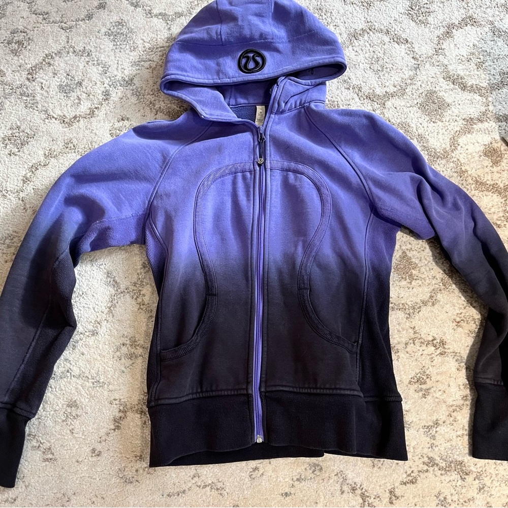 Lululemon Scuba Hoodie Ombré-size 10